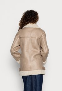 Marks & Spencer Vinterjakker - beige