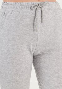 LELA Treniņtērpa apakšdaļas - grey melange