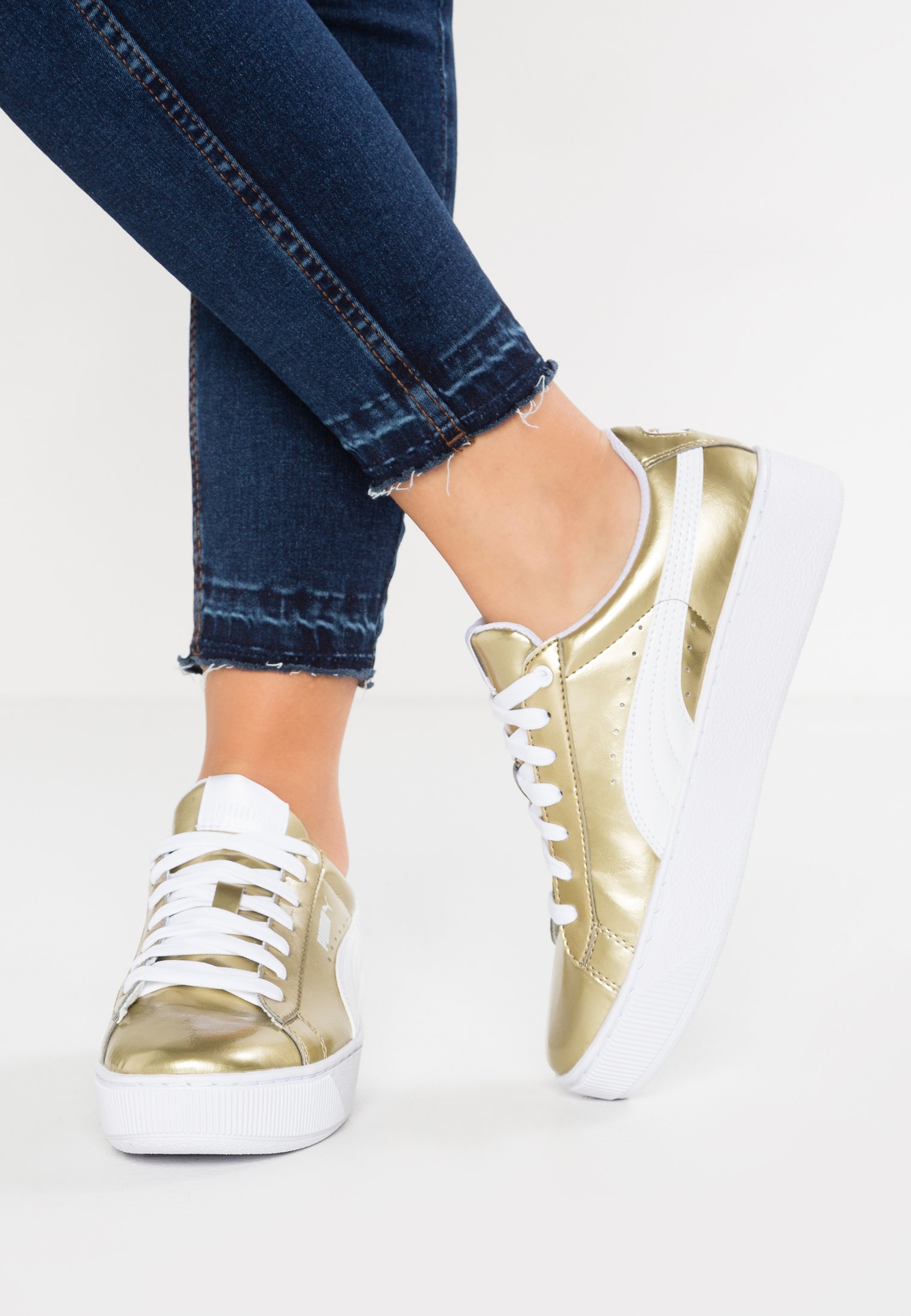 puma vikky platform gold