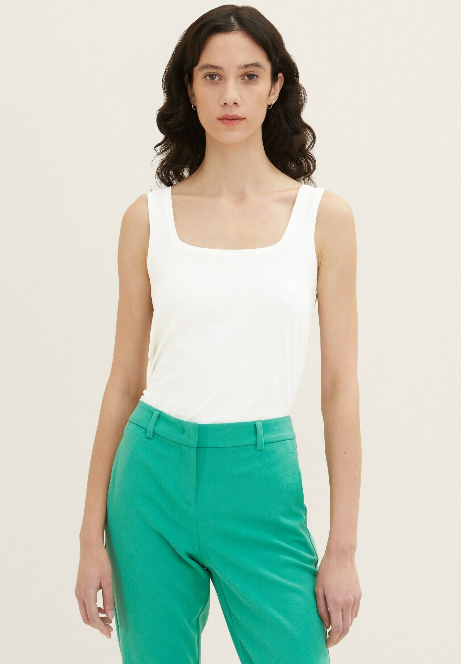 Top Basic Donna TOM TAILOR, Slim Fit, Tinta Unita, Cotone Sostenibile, Girocollo Senza Maniche