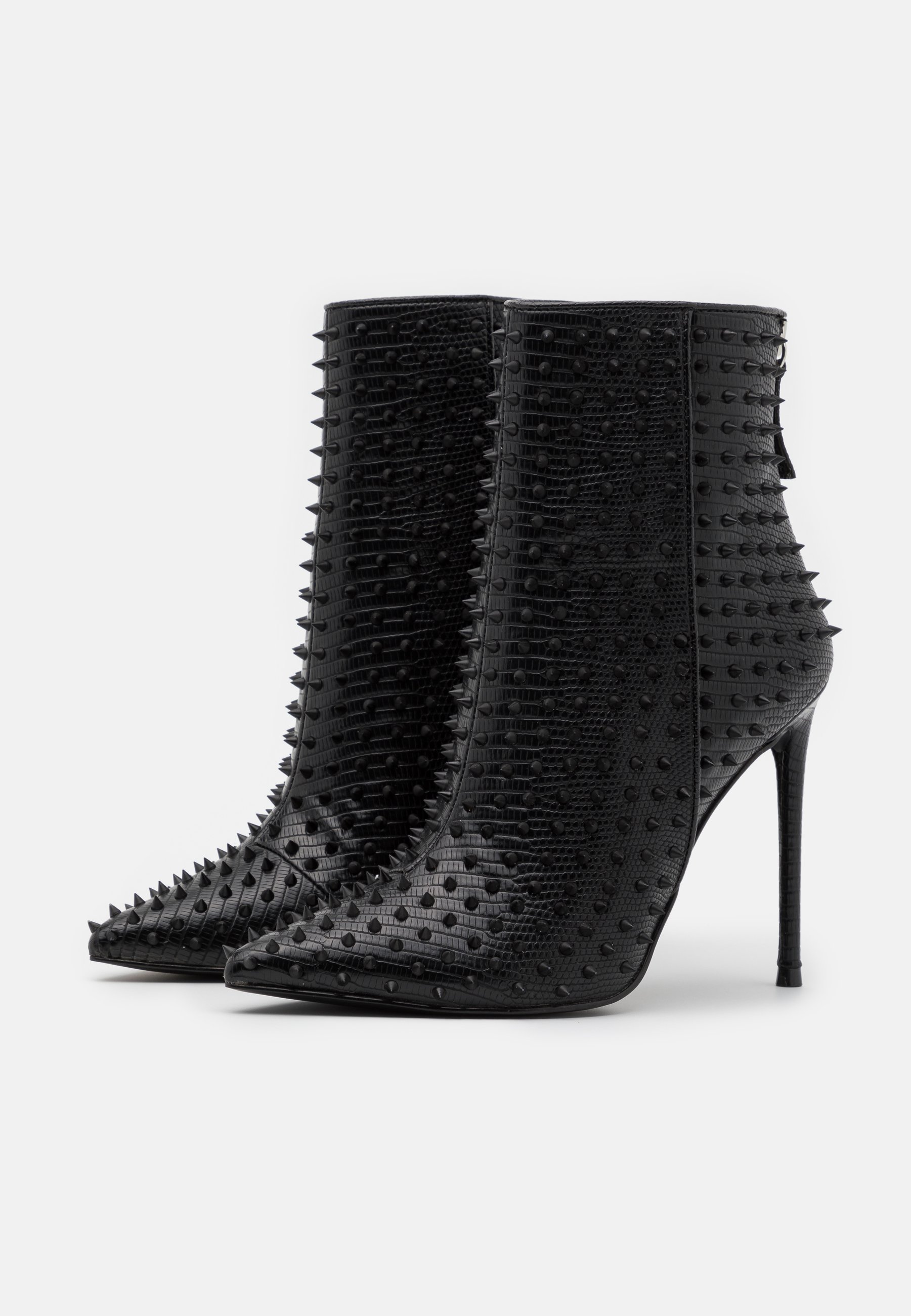 steve madden via bootie