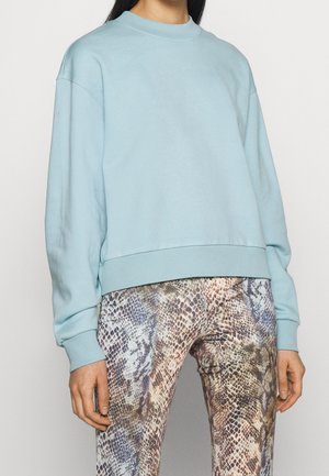 Sweater - light blue