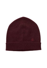 Cappello beanie lavorato a maglia color borgogna con fondo a coste e texture liscia. Presenta un piccolo logo sul davanti, vicino al bordo.