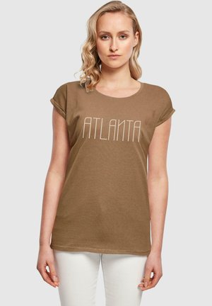Merchcode ATLANTA EXTENDED SHOULDER - T-shirts med print - olive
