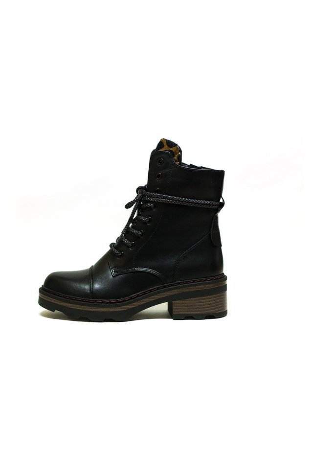 zalando lace up boots