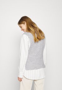 Lounge Nine BAYA WAISTCOAT - Camisola - light grey