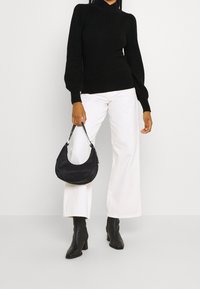 b.young Strickpullover - black