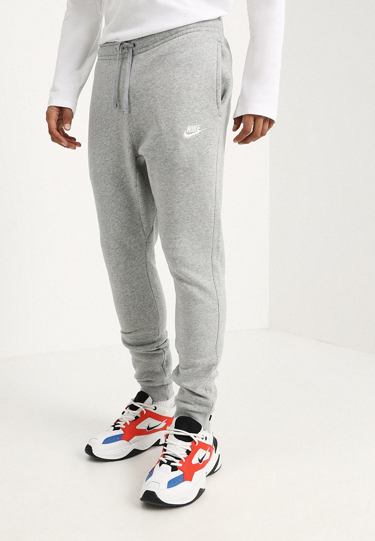 Nike Sportswear CLUB JOGGER Pantalones deportivos grey/gris
