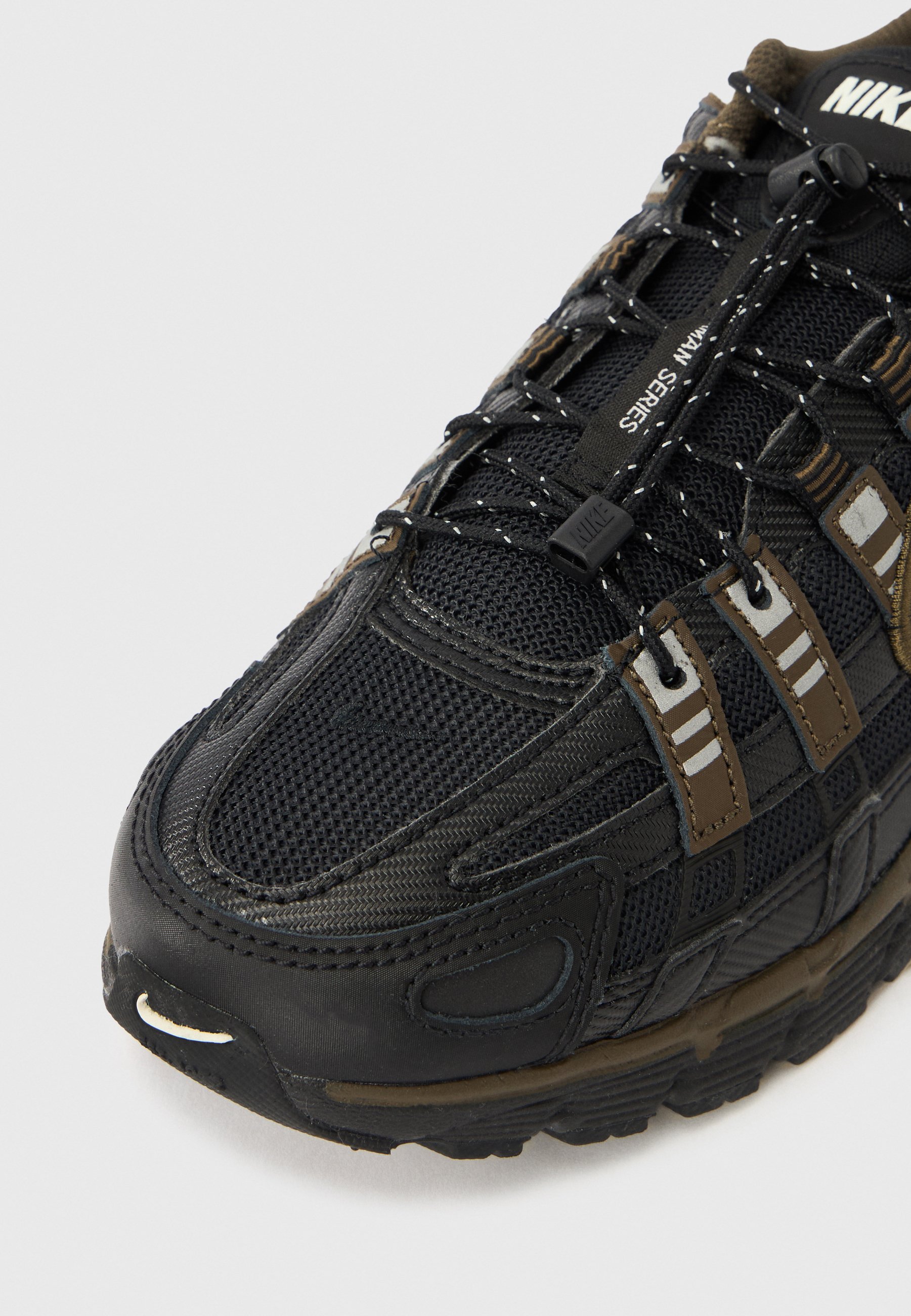 Nike Sportswear P 6000 UNISEX - Sportbačiai - black/silver