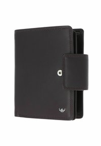 Portefeuille en cuir marron foncé avec fermeture à bouton-pression et petit logo argenté en bas à droite, présenté fermé en angle.