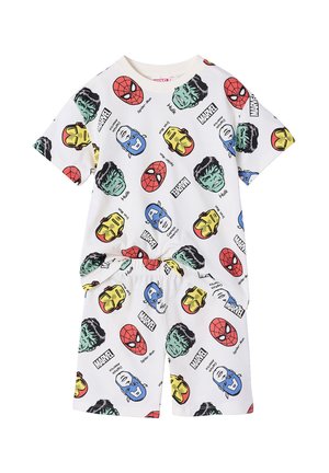 Weißes Set aus kurzärmligem Hemd und Shorts mit bunten Marvel-Superheldengesichtern, darunter Spider-Man, Hulk, Iron Man und Captain America.