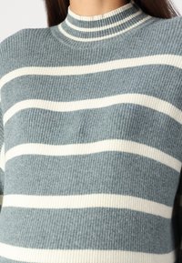 ONLY MATERNITY Sweter