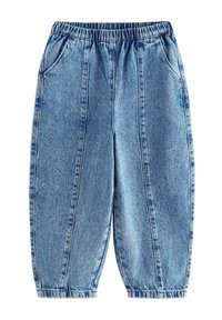 Ljusblå denimbyxor med elastisk midja, fyra fickor, avslappnad passform och synliga sömnadsdetaljer längs sömmarna.