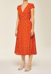 IVY OAK Robe de jour - light red