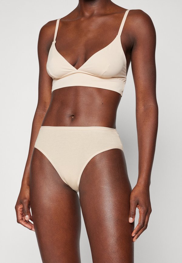 ESSENTIALS 3 PACK - Briefs - nude3