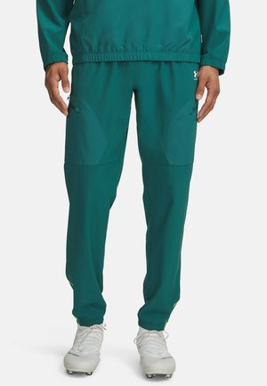 M CHALLENGER WARM-UP  - Jogginghose - rack green