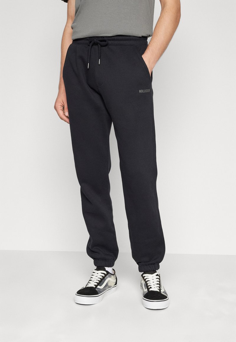 Hollister Co. STORES LOGO JOGGER Tracksuit bottoms black Zalando.ie