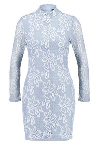 Robe en dentelle bleu clair avec de longues manches en dentelle transparente, motifs floraux, un col haut et une fermeture éclair au dos.