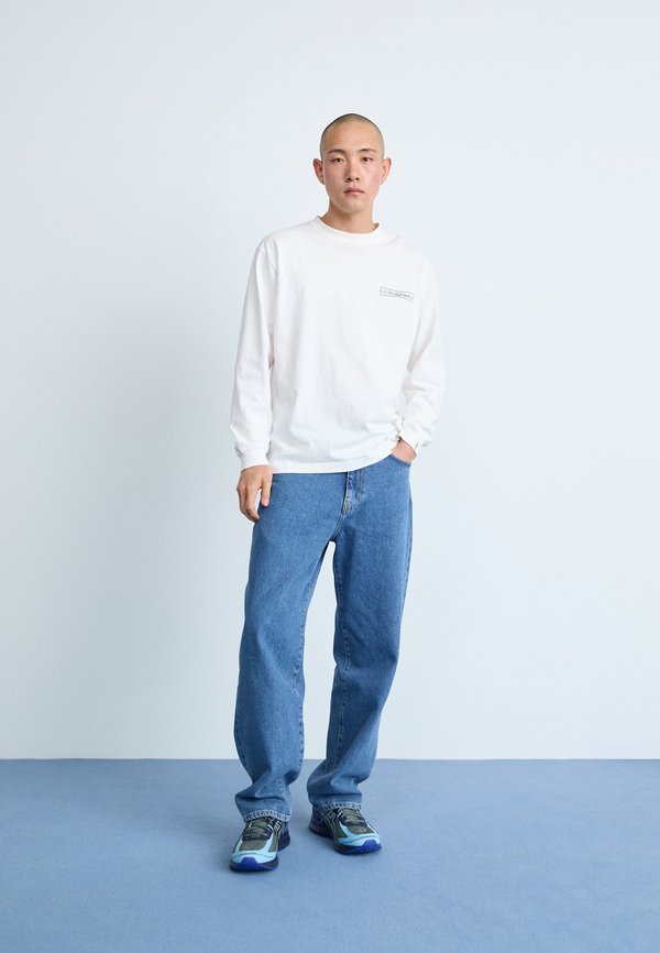 JOG 100 S UNISEX - Trainers2