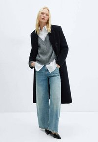 Mango Klasický kabát - royal blue