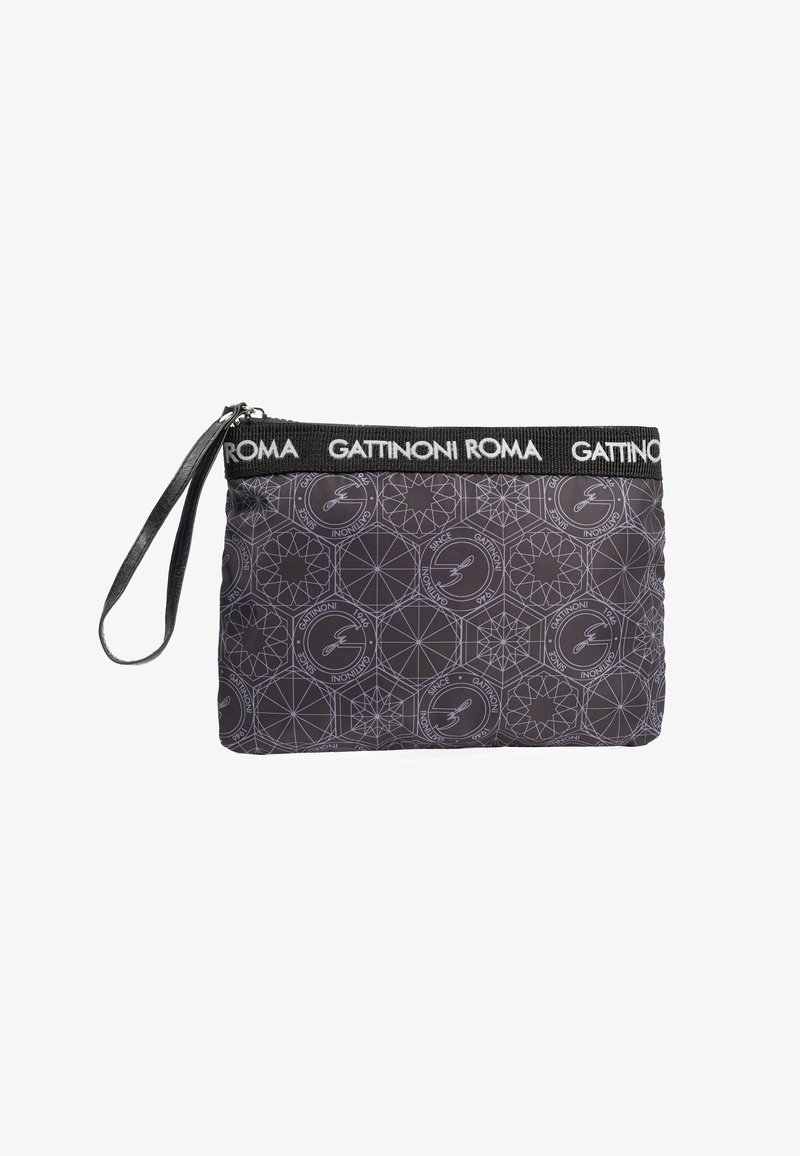 Schwarze Tasche mit geometrischem Muster und Gattinoni Roma-Branding am oberen Rand; verfügt über einen Handgelenkriemen und einen Reißverschluss.