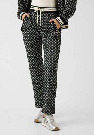 Guess, NEW AGGIE LONG PANT - Pantalones - pmqw aop as ge olo