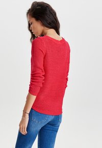 ONLY ONLGEENA XO NOOS - Strickpullover - red