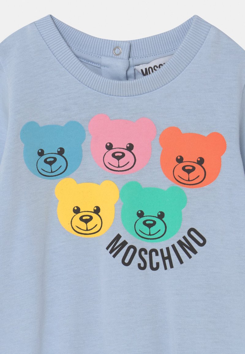 Kinder Shirts & Tops | MOSCHINO BABYGROW WITH GIFT BOX Strampler bluebell/hellblau - HV03034 Kinder Shirts & Tops | MOSCHINO BABYGROW WITH GIFT BOX Strampler bluebell/hellblau - HV03034