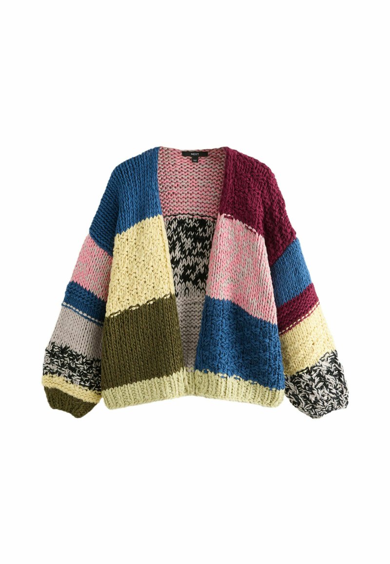 Gruby sweter kardigan z wzorem patchworkowym w kolorach: niebieskim, burgundowym, różowym, żółtym, oliwkowym i czarnym, z oversize'owymi rękawami i otwartym przodem.