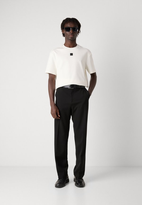 DALILE - Basic T-shirt - natural4