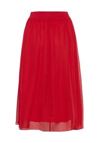 Falda midi roja y translúcida con una cintura elástica, que presenta un diseño fluido y una textura sutilmente en capas. Sin patrones ni detalles visibles.