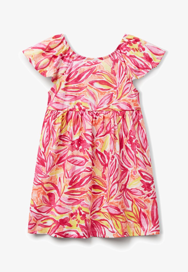 Robe à motifs floraux avec de courtes manches volantées, présentant des feuilles aquarelles roses, jaunes et rouges sur un fond blanc.