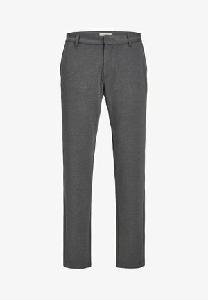 Pantalones grises, ajustados, hechos de una tela suave. Cuentan con un frente plano, trabillas para cinturón y bolsillos laterales; ajuste entallado con un diseño limpio y minimalista.