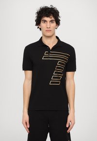 EA7 Emporio Armani - TRAIN GRAPHIC SERIES - Polo shirt - black/gold Thumbnail Image 1
