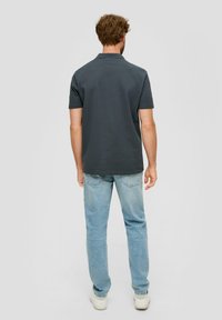 s.Oliver Poloshirt - schiefergrau