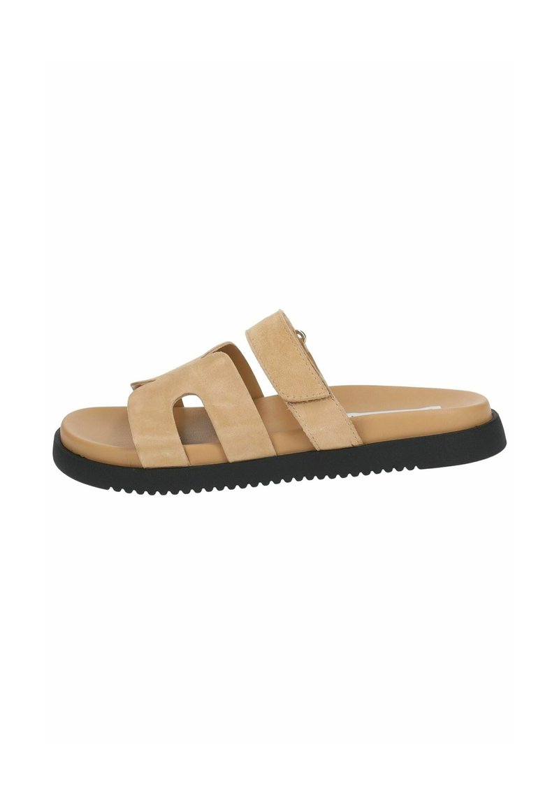 Sandalo beige con due ampie cinghie in suede, un'apertura curva e una suola in gomma nera con battistrada testurizzato per una migliore aderenza.