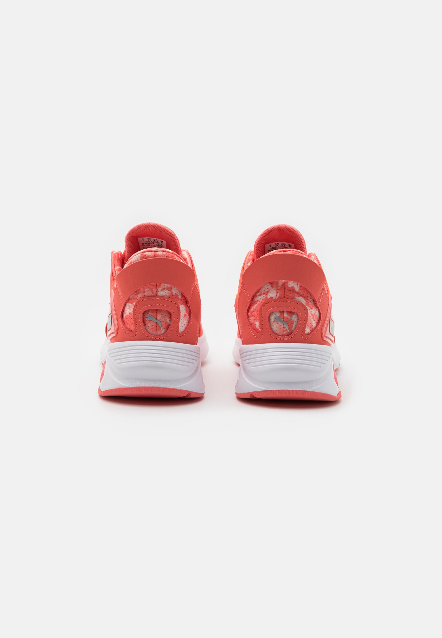 Puma LQDCELL METHOD UNTMD FLORAL - Zapatillas de entrenamiento - georgia  peach/white/rojo - Zalando.es