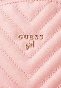 Guess JUNIOR SMALL BACKPACK - Batoh - faded rose
