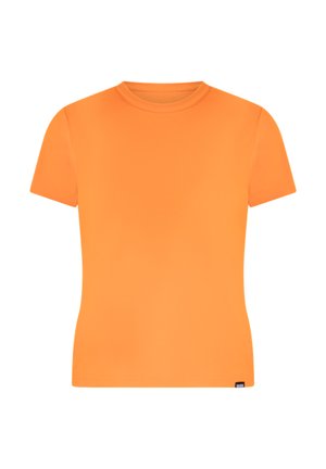 Oranje T-shirt met korte mouwen gemaakt van gladde stof. Heeft een ronde hals en een klein label aan de linkeronderzijde.