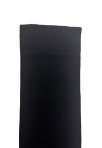 Calzino nero fino al ginocchio con una trama a coste, finitura liscia e bordo superiore pieghevole, progettato per una vestibilità aderente e comfort durante l'uso.