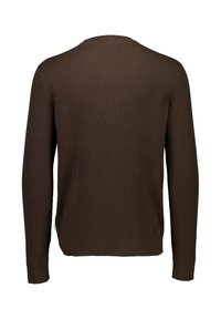 Suéter marrón de punto acanalado con mangas largas, cuello redondo y un dobladillo ligeramente redondeado. El material ofrece una apariencia texturizada.