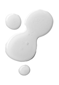 Weißes Flüssigkeitsprodukt spritzt in verschiedenen Formen, mit einer glatten Textur und glänzender Oberfläche. Enthält einen großen und einen kleineren Tropfen.