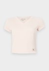 WOVEN LABEL V NECK TEE - T-shirt basic - cloud pink