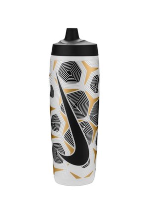 Borraccia sportiva con coperchio nero, corpo bianco, motivi geometrici dorati e neri e un grande logo Nike swoosh nero.