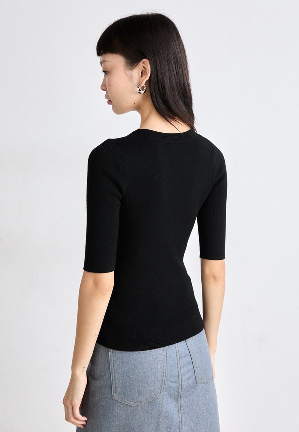 FRANCUNA - Basic T-shirt2