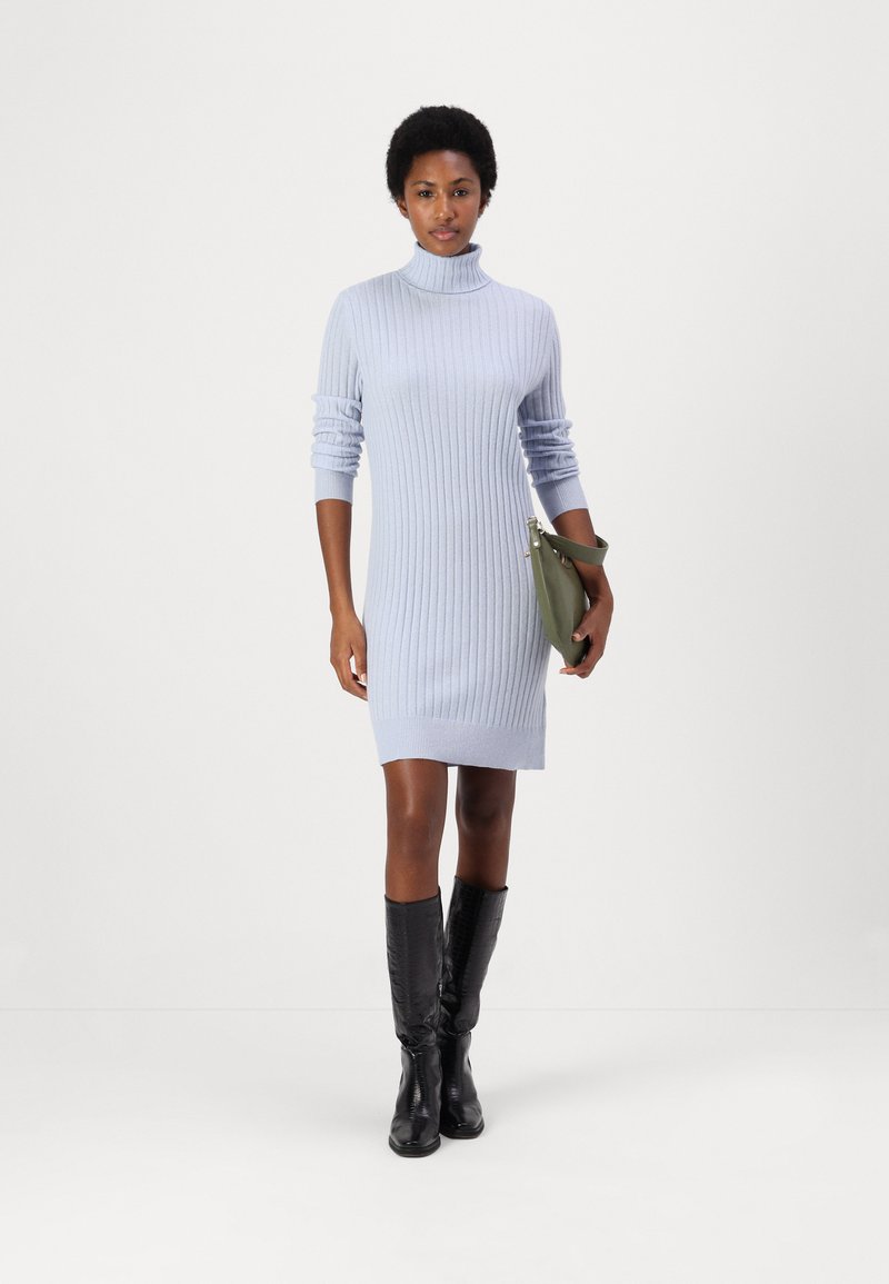 pure cashmere TURTLE NECK DRESS - Jumper dress - baby blue/light blue -  Zalando.co.uk