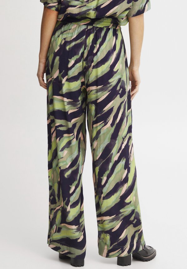 FRKAIYA - Trousers - forest shade mix f4