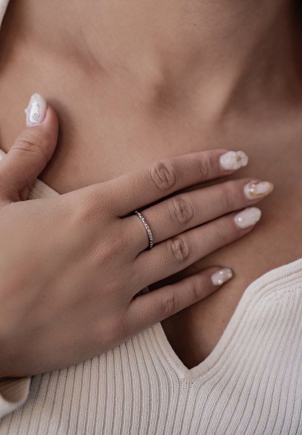 GEMSTONE PYRAMID - Ring