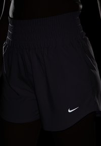 Nike Performance ONE - Pantalón corto de deporte - lilac bloom