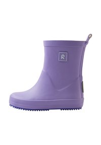 Μωβ λαστιχένια βροχερή μπότα με υφή στην σόλα, λείο επάνω μέρος, ετικέτα έλξεως και λογότυπο στη πλευρά. Κοντό ύψος και στρογγυλεμένος σχεδιασμός μύτης.